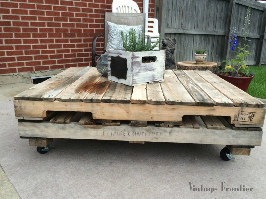 Pallets are the perfect material for making a great outdoor coffee table.